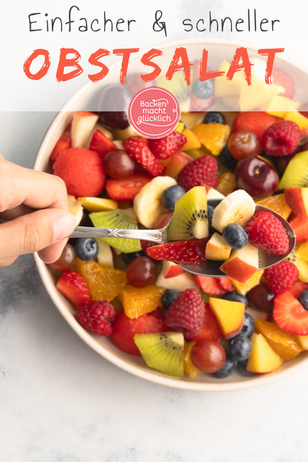 Fruchtig, bunt und unkompliziert: Dieser Obstsalat mit Dressing schmeckt herrlich! Dazu gibt´s meine besten Tipps zur Vorbereitung.