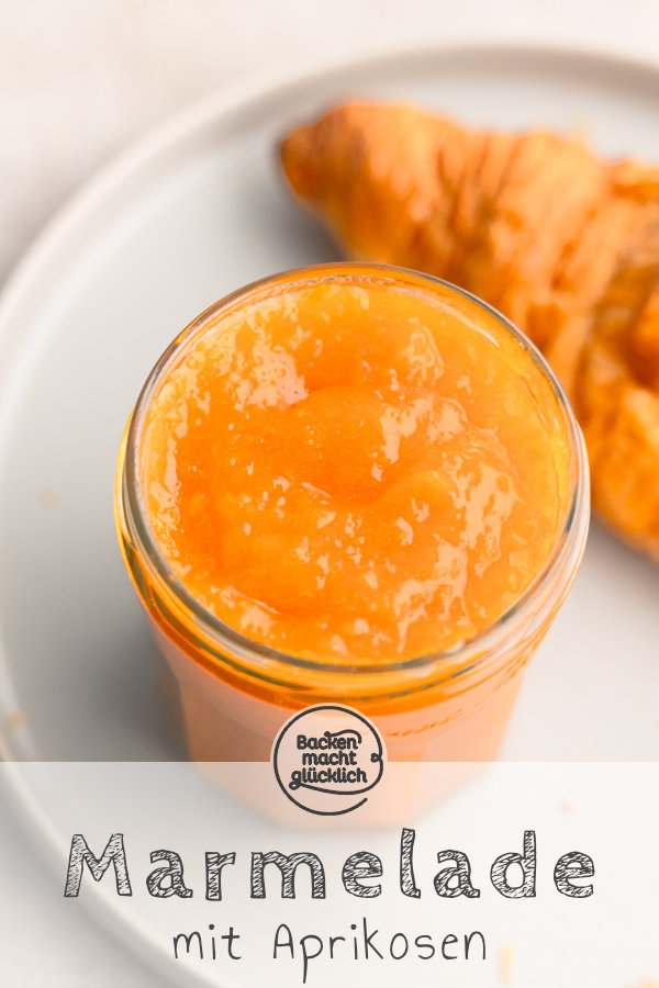 Fruchtige Aprikosenmarmelade einfach selber machen: F&uuml;r dieses Rezept braucht ihr nur 15 Minuten. Schmeckt wie von Oma!
