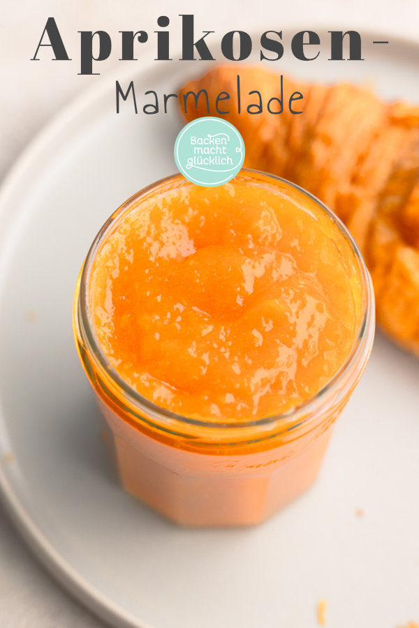 Fruchtige Aprikosenmarmelade einfach selber machen: F&uuml;r dieses Rezept braucht ihr nur 15 Minuten. Schmeckt wie von Oma!